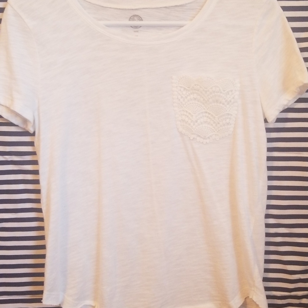 Short sleeve shirt